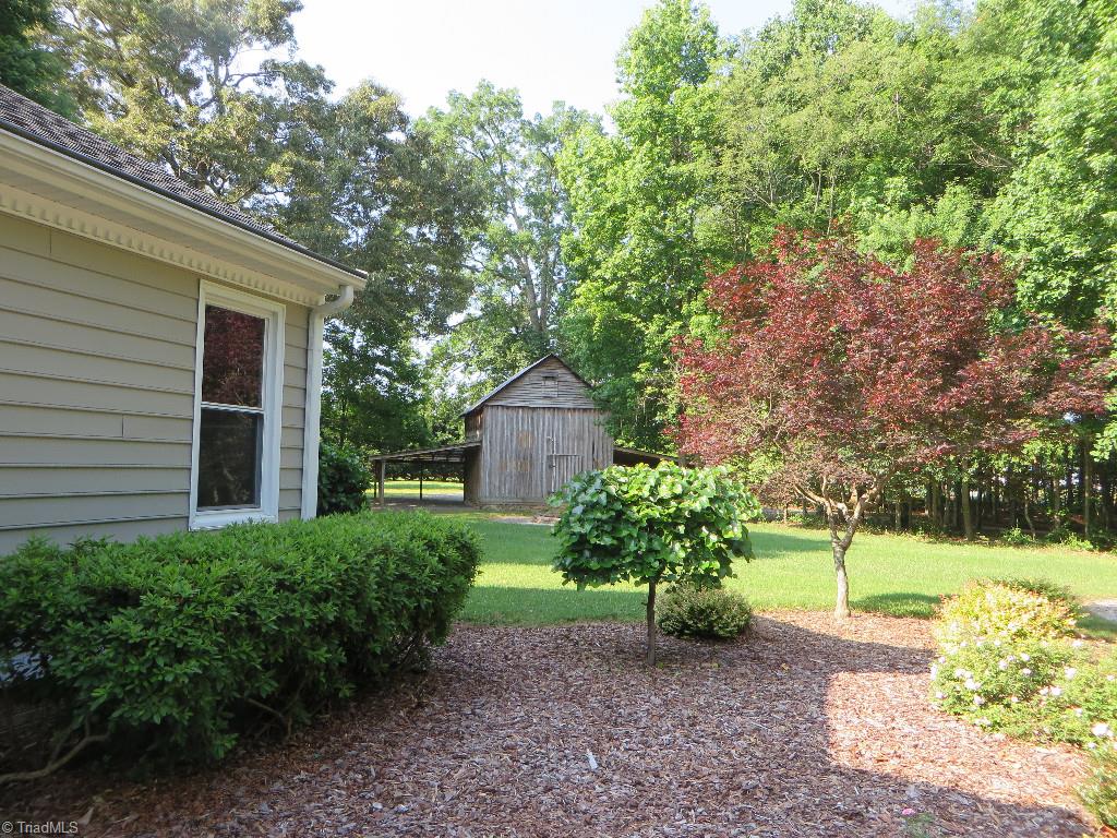7934 Highfill Road Summerfield, NC 27358 - Photo 8 of 26 Gallery Image 8