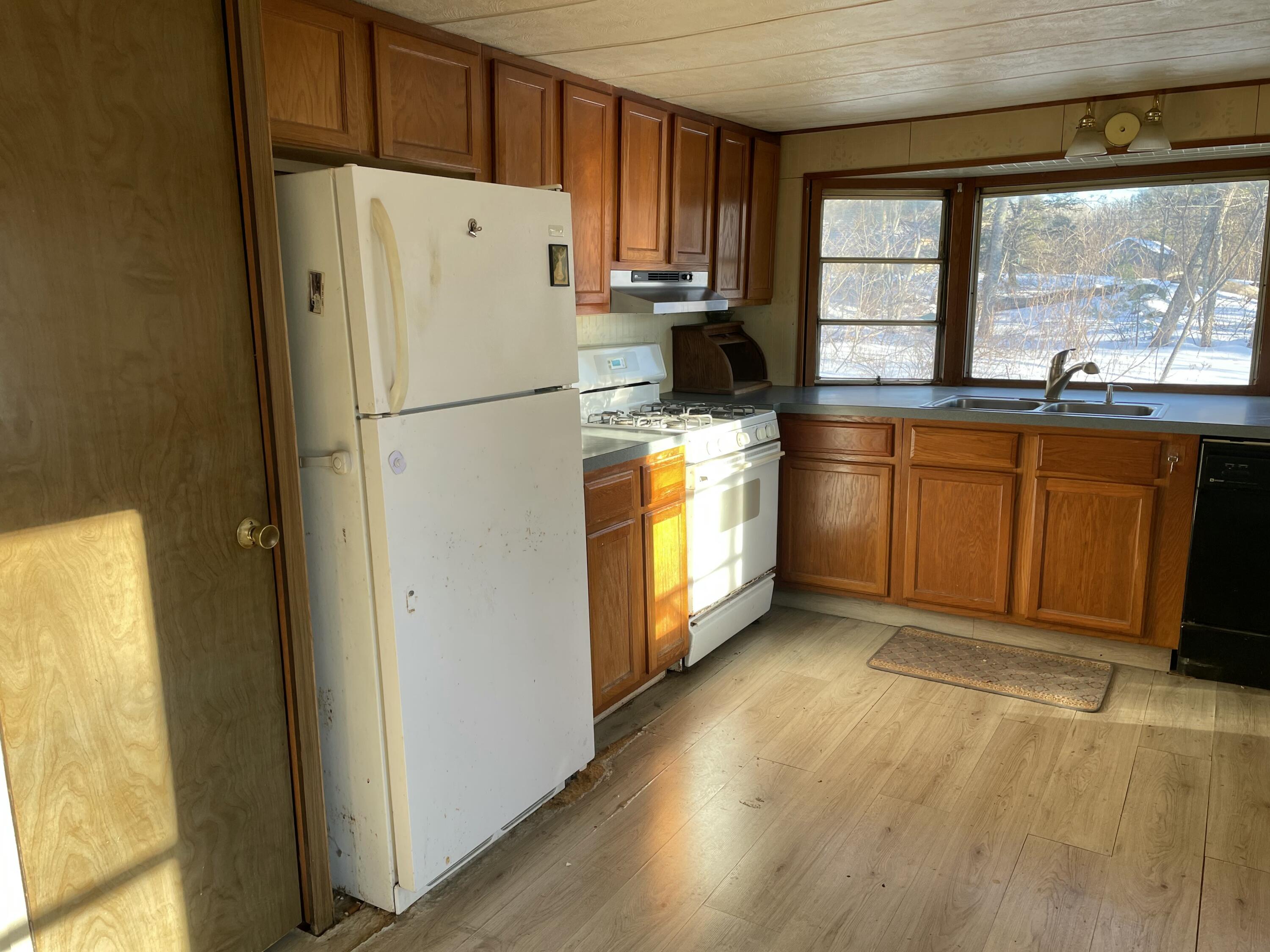 77 Coggins Road Round Pond, ME 04564 - Photo 4 of 16 tempImageb9sroH