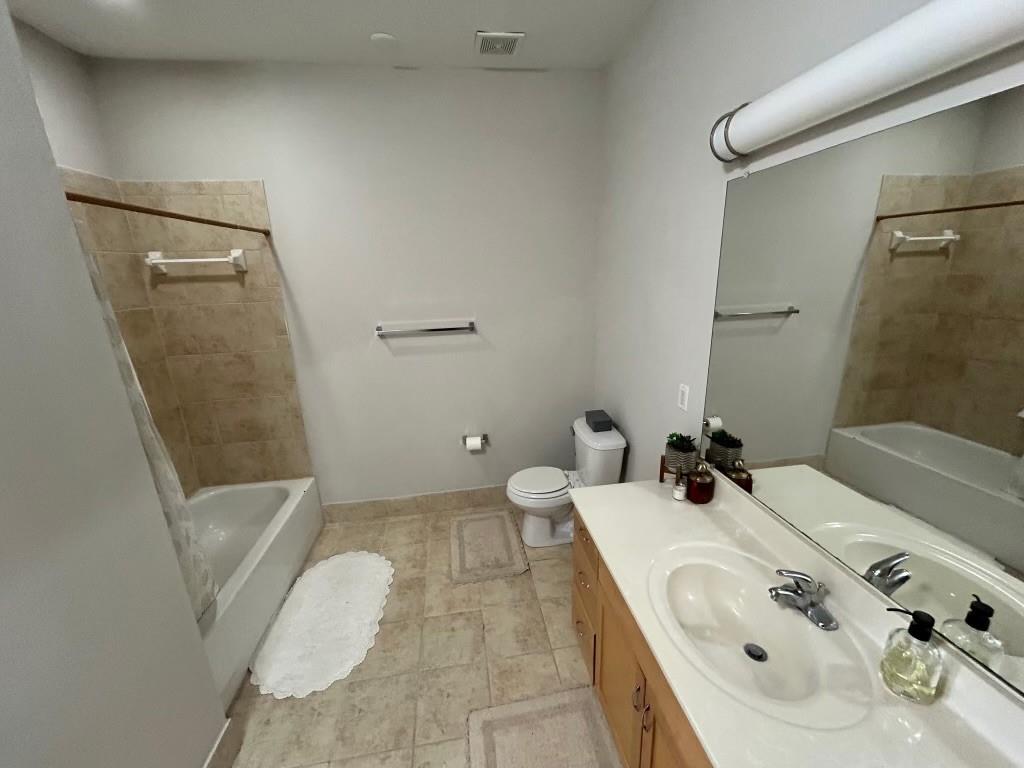 870 Mayson Turner Road Northwest, Unit 1336 Atlanta, GA 30314 - Photo 6 of 10