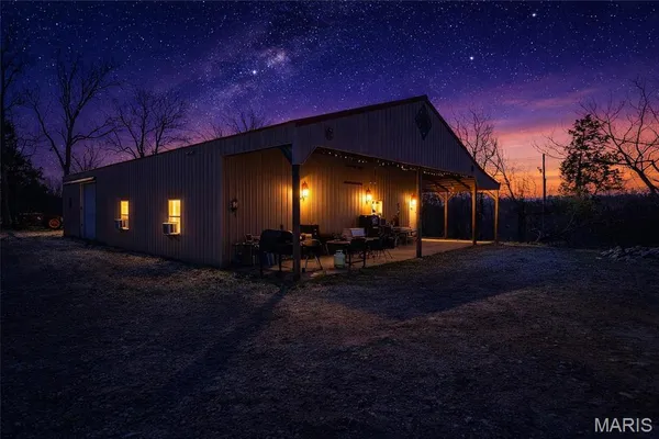 $750,000 | 2480 County Road 317, Ava, MO 65608