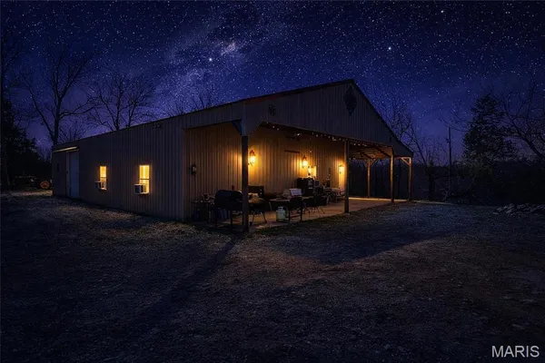 $750,000 | 2480 County Road 317, Ava, MO 65608
