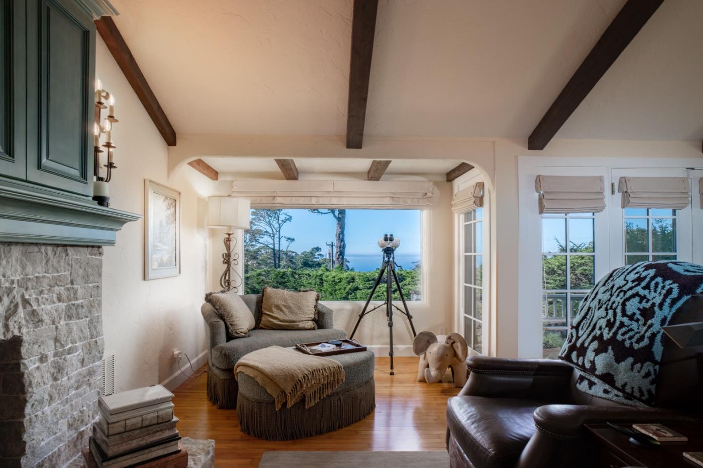 208 Upper Walden Road Carmel, CA 93923 - Photo 4 of 24 Gallery Image 4