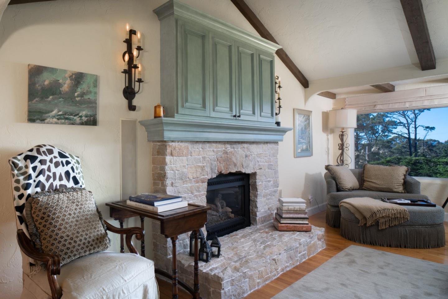 208 Upper Walden Road Carmel, CA 93923 - Photo 6 of 24 Gallery Image 6
