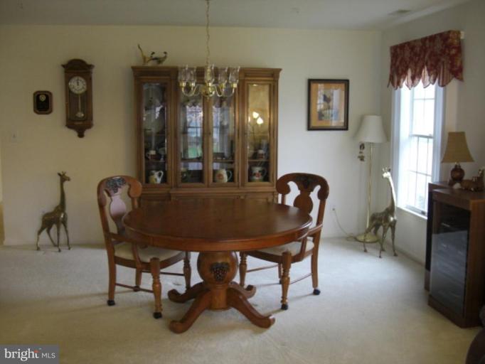 2600 Rigging Drive Annapolis, MD 21401 - Photo 8 of 23 Dining Room