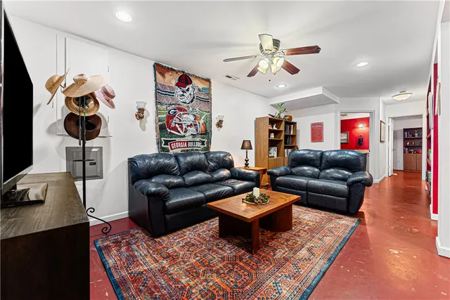 $345,000 | 410 South Hogan Drive, Westminster, SC 29693