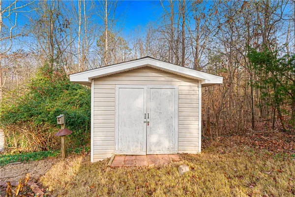 $340,000 | 410 South Hogan Drive, Westminster, SC 29693