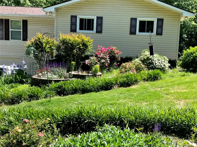 $345,000 | 410 South Hogan Drive, Westminster, SC 29693