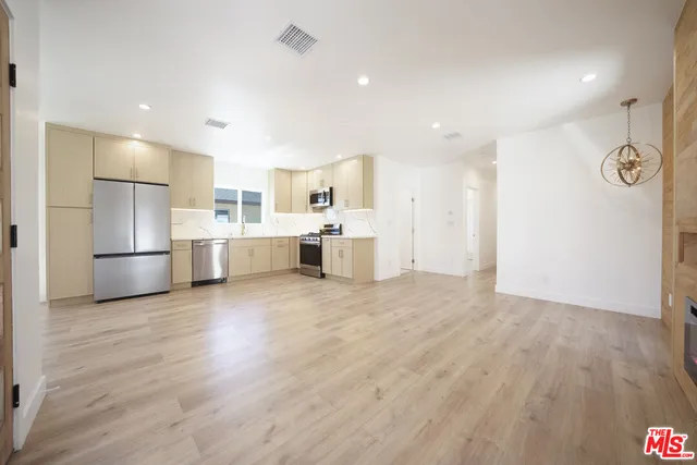 $1,499,000 | 7021 Walker Avenue, Bell, CA 90201