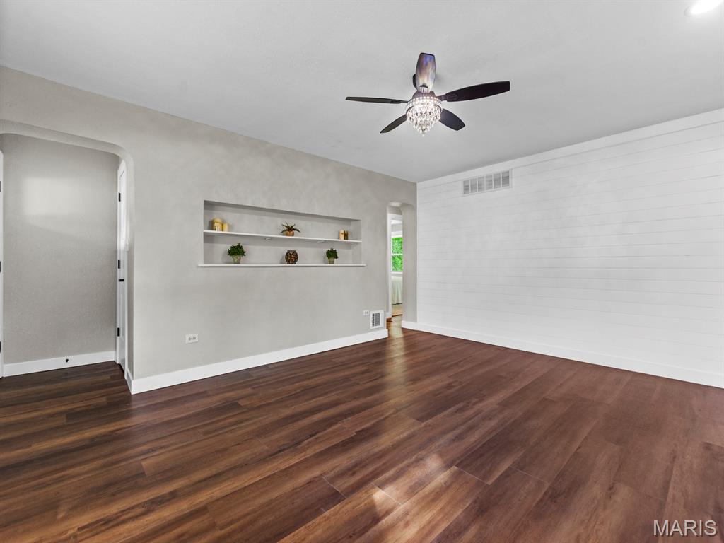 9915 N Road Fairview Heights, IL 62208 - Photo 14 of 44