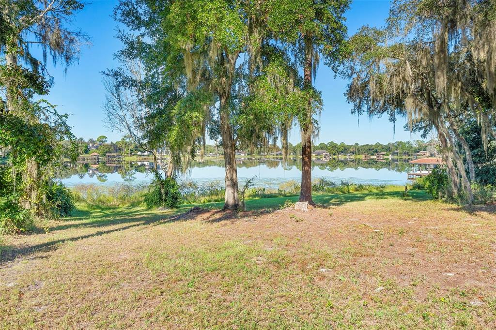 1460 Lake Markham Road Sanford, FL 32771 - Photo 7 of 27