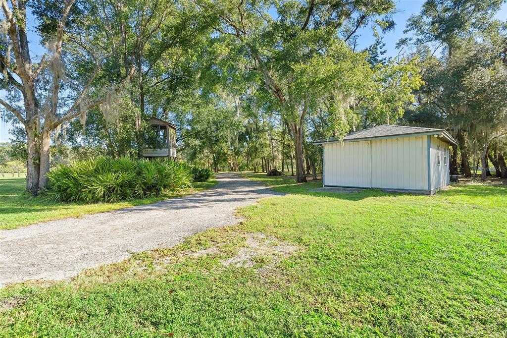 1460 Lake Markham Road Sanford, FL 32771 - Photo 10 of 27