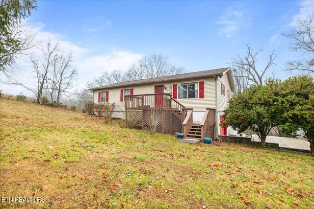 $269,000 | 155 Mozingo Lane, Jacksboro, TN 37757