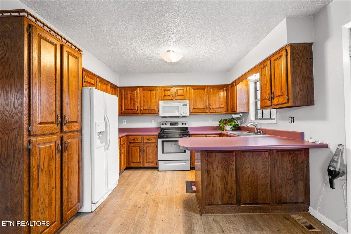 155 Mozingo Lane Jacksboro, TN 37757 - Photo 12 of 43 11-Mozingo