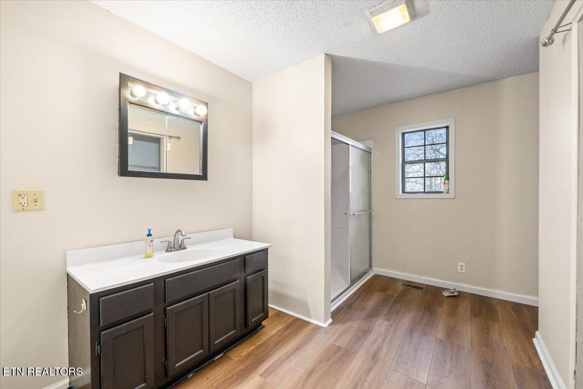 155 Mozingo Lane Jacksboro, TN 37757 - Photo 17 of 43 30-Mozingo