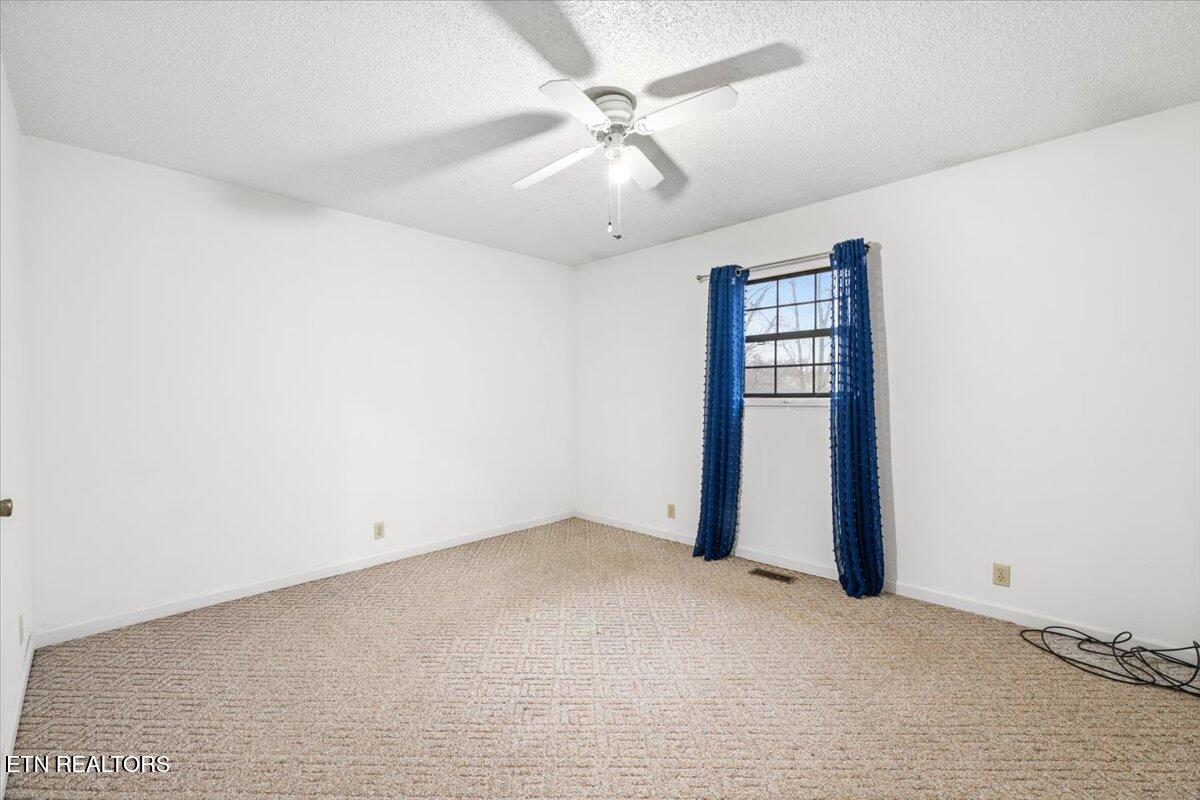 155 Mozingo Lane Jacksboro, TN 37757 - Photo 23 of 43 24-Mozingo