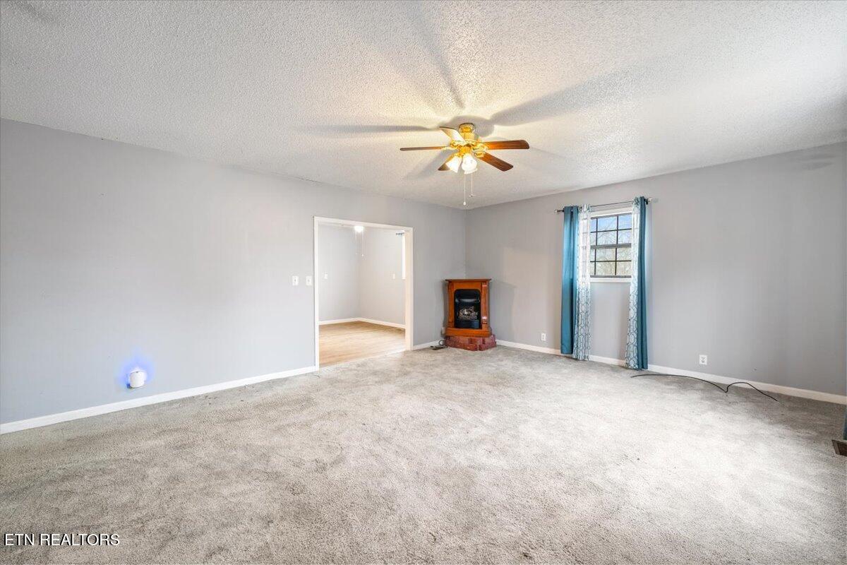 155 Mozingo Lane Jacksboro, TN 37757 - Photo 5 of 43 04-Mozingo