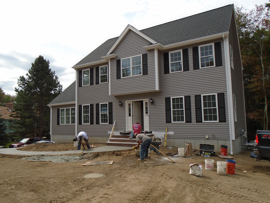 3 Lakeview Road Foxboro, MA 02035 - Photo 1 of 2 Gallery Image 1