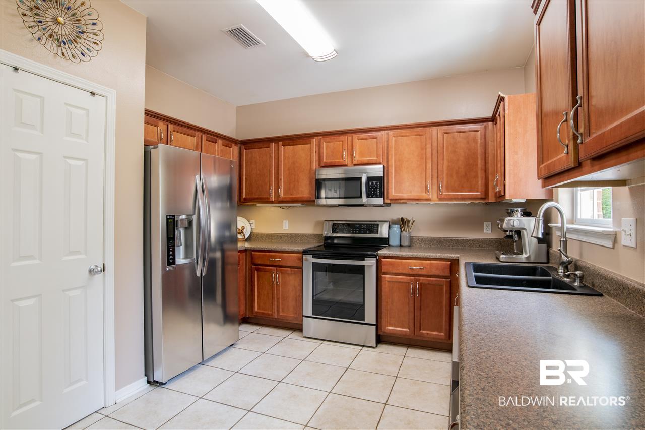 9378 Basse Street Elberta, AL 36530 - Photo 12 of 32