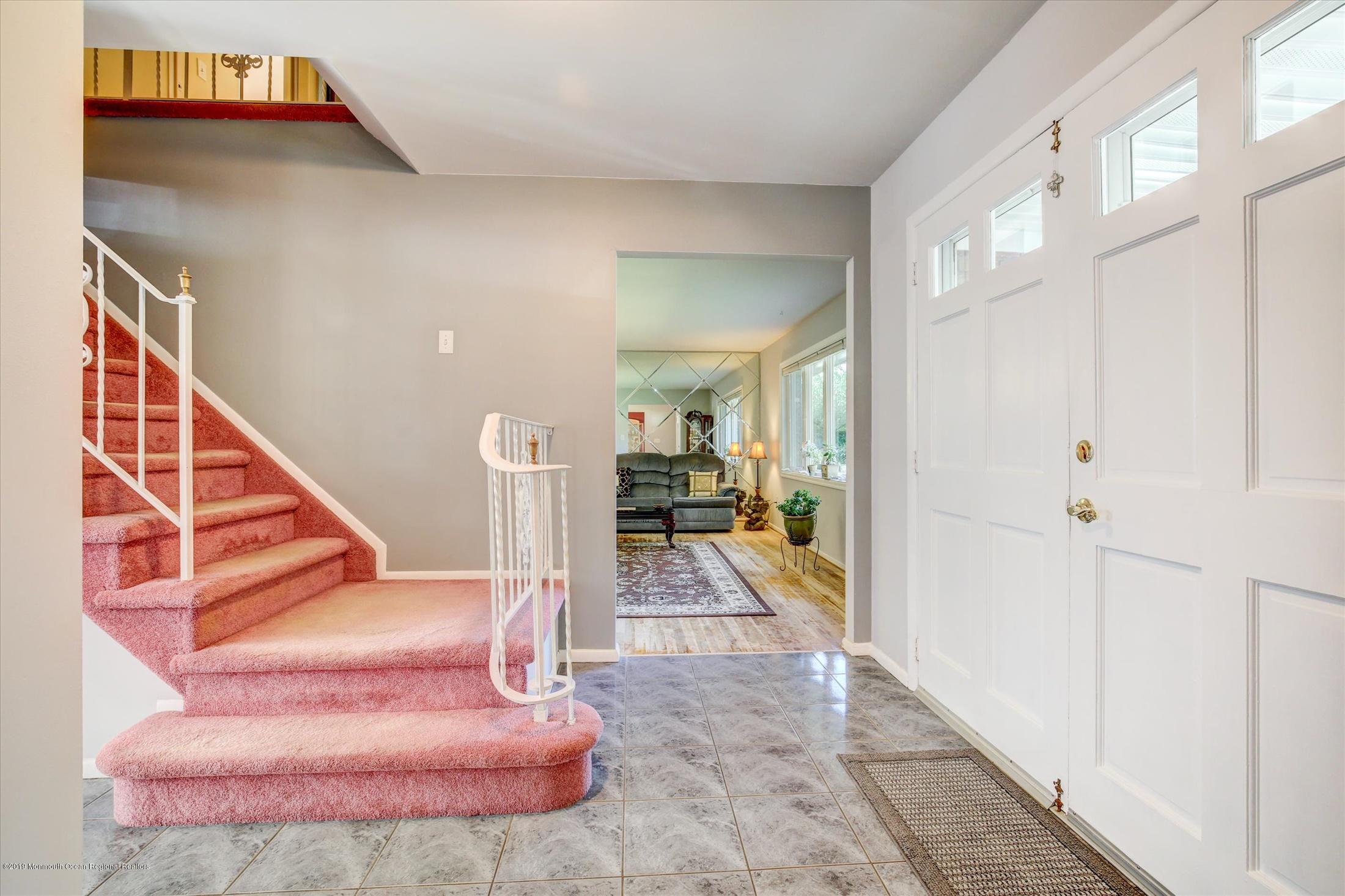3 Prince William Road Morganville, NJ 07751 - Photo 5 of 32 05-Foyer