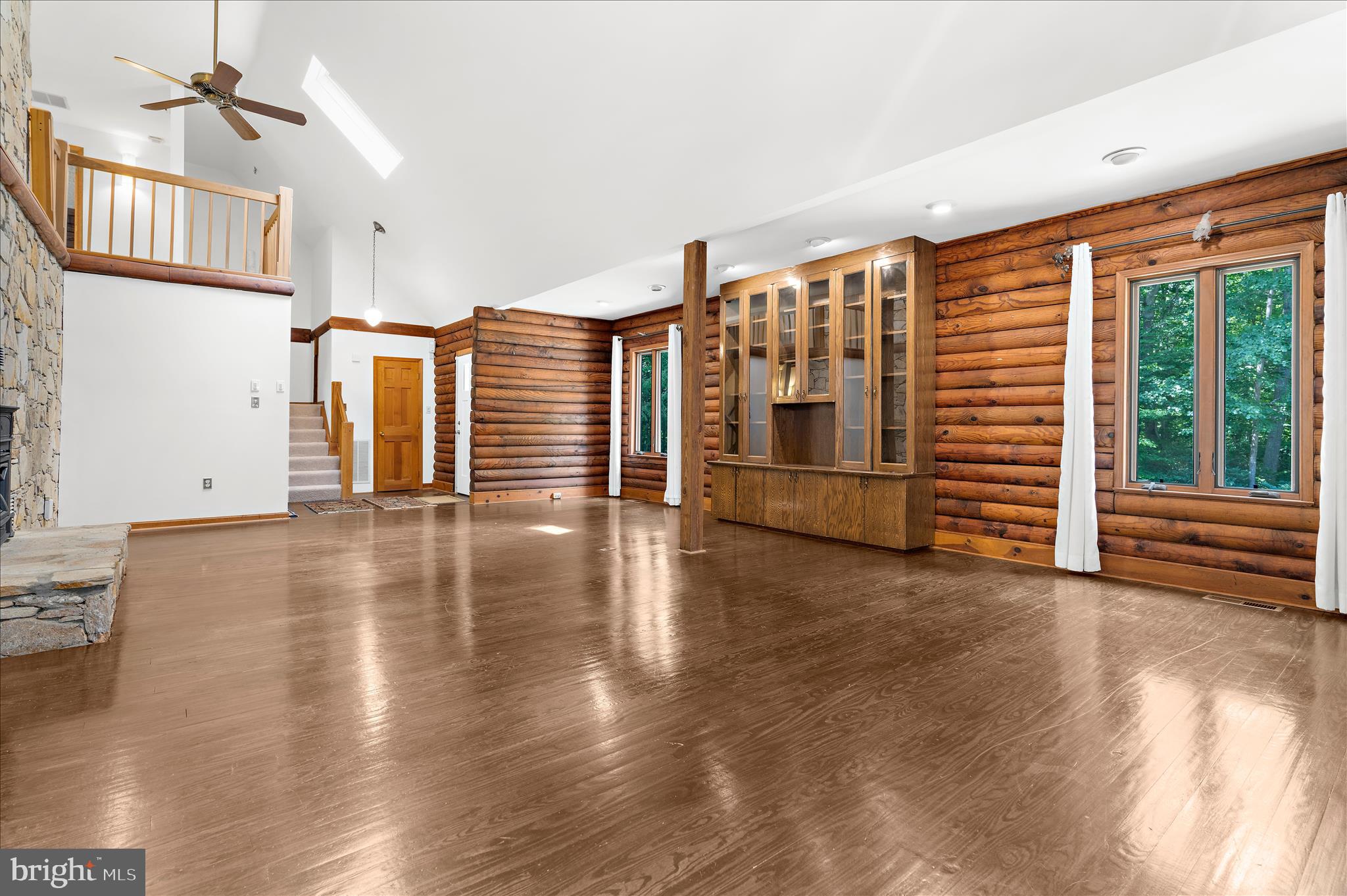 17921 Queen Anne Road Upper Marlboro, MD 20774 - Photo 7 of 70 Gorgeous throughout