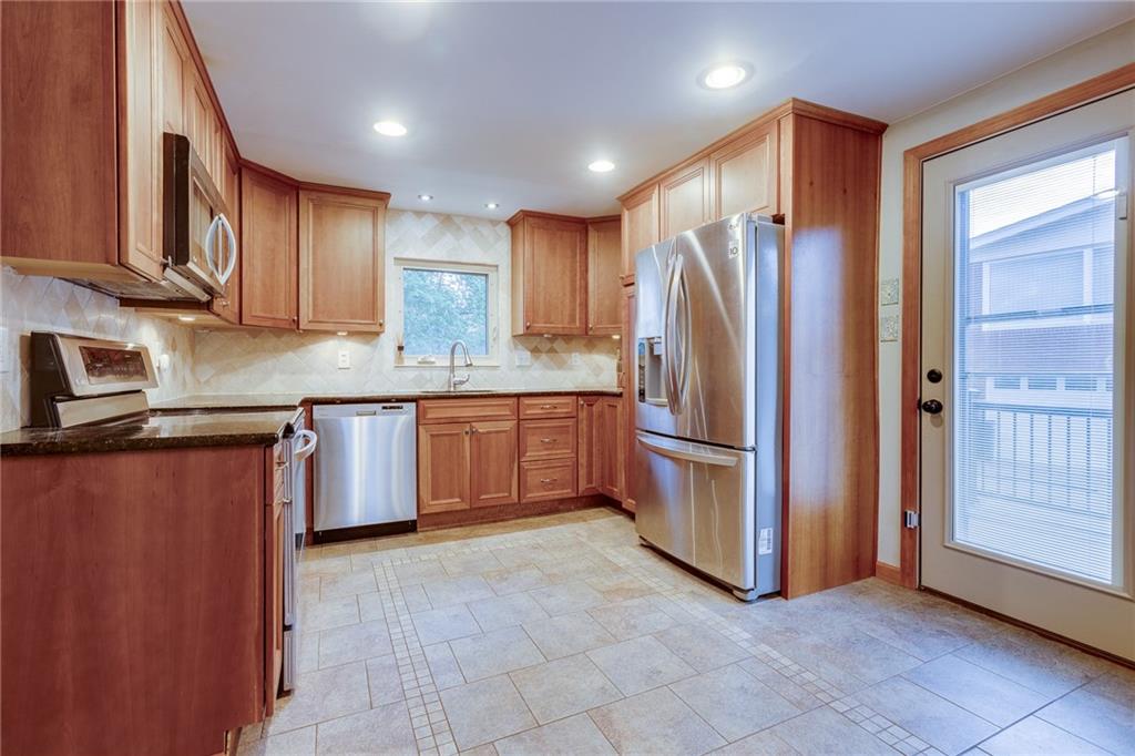 193 Goldsmith Road Pittsburgh, PA 15237 - Photo 18 of 42