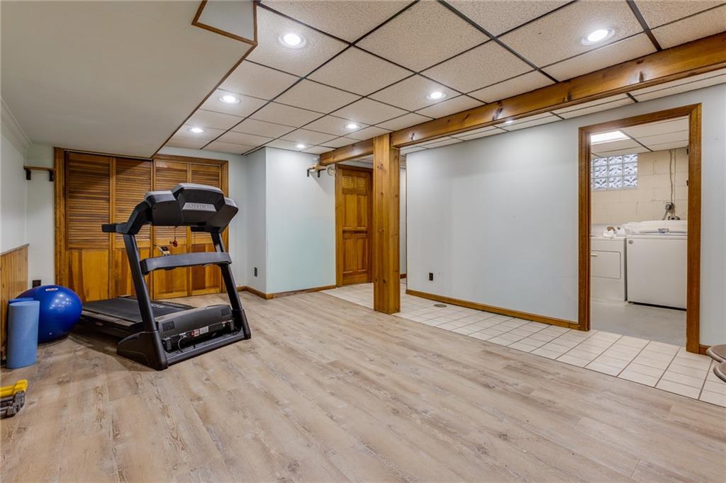 193 Goldsmith Road Pittsburgh, PA 15237 - Photo 31 of 42 Finished lower level with updated flooring