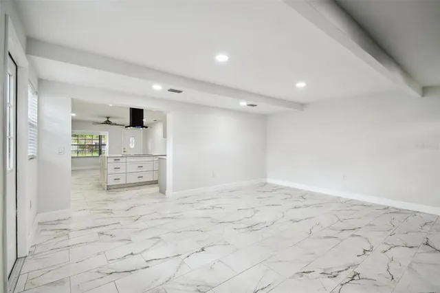 $3,000 | 4910 North Darby Avenue, Tampa, FL 33603