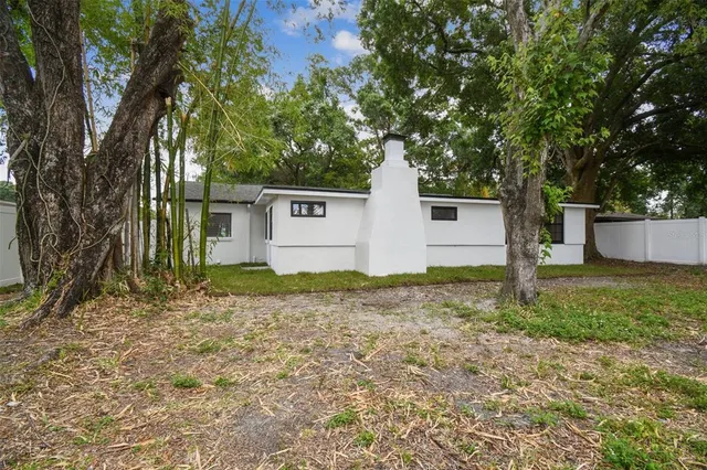 $3,000 | 4910 North Darby Avenue, Tampa, FL 33603