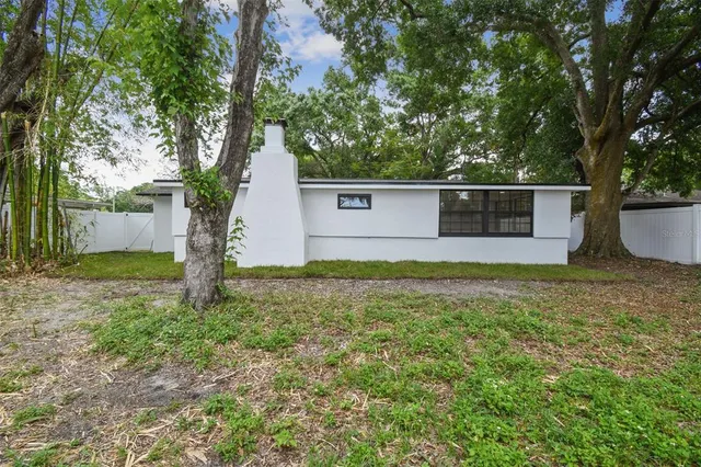 $3,000 | 4910 North Darby Avenue, Tampa, FL 33603