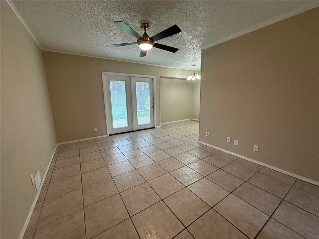 1237 Denver Street Portland, TX 78374 - Photo 10 of 19