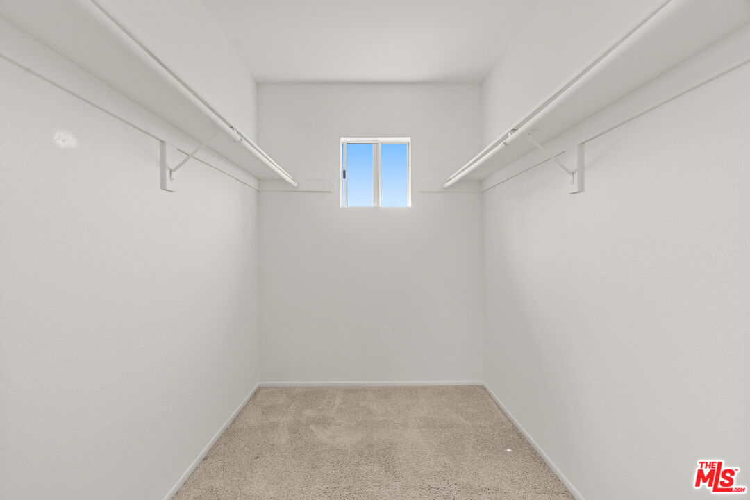 4508 Apricot Road, Unit B Simi Valley, CA 93063 - Photo 10 of 17