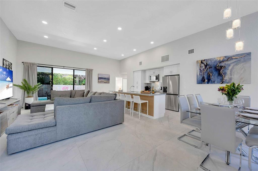 3410 Leigh Road Pompano Beach, FL 33062 - Photo 11 of 44 Photo 11