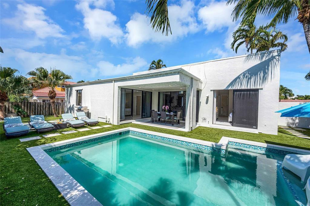 3410 Leigh Road Pompano Beach, FL 33062 - Photo 5 of 44 Photo 5