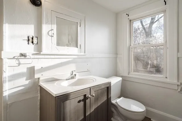 $89,900 | 421 Olive Street, Rockford, IL 61107