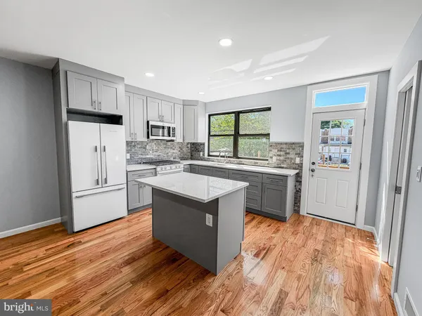$350,000 | 419 East 12th Street, Chester, PA 19013