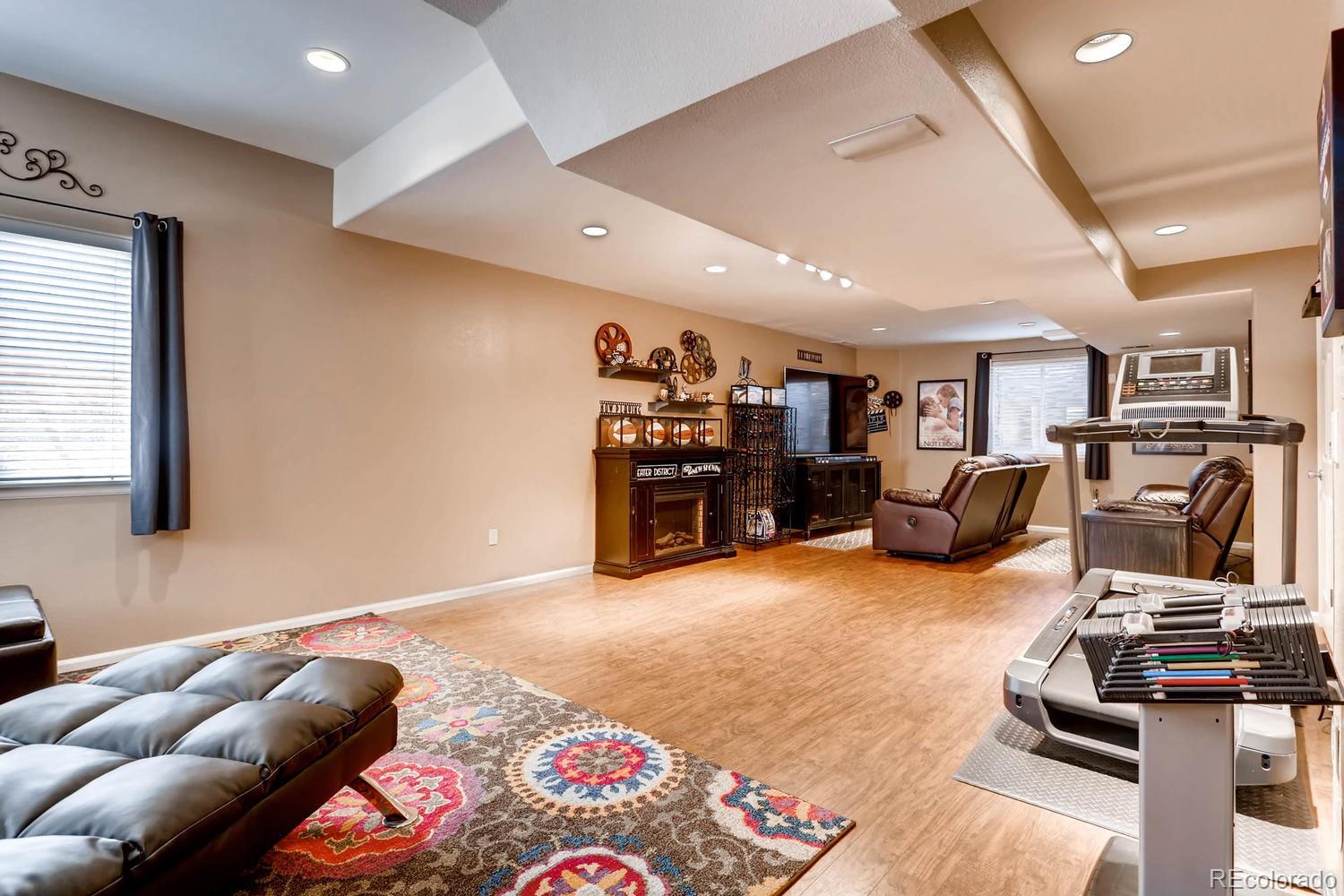4946 Ashbrook Circle Highlands Ranch, CO 80130 - Photo 22 of 28 Gallery Image 22