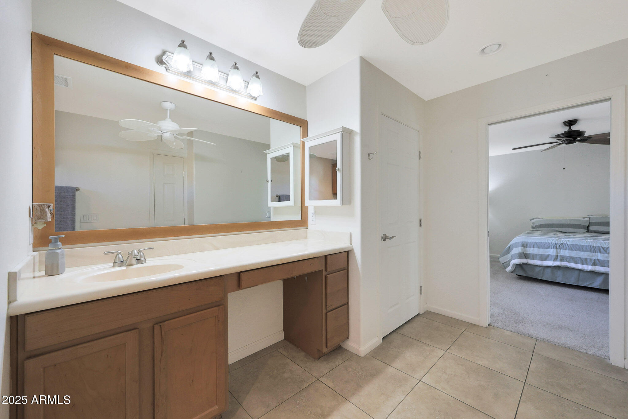 6811 East Hearn Road Scottsdale, AZ 85254 - Photo 42 of 48 Vanity sink and storage galore