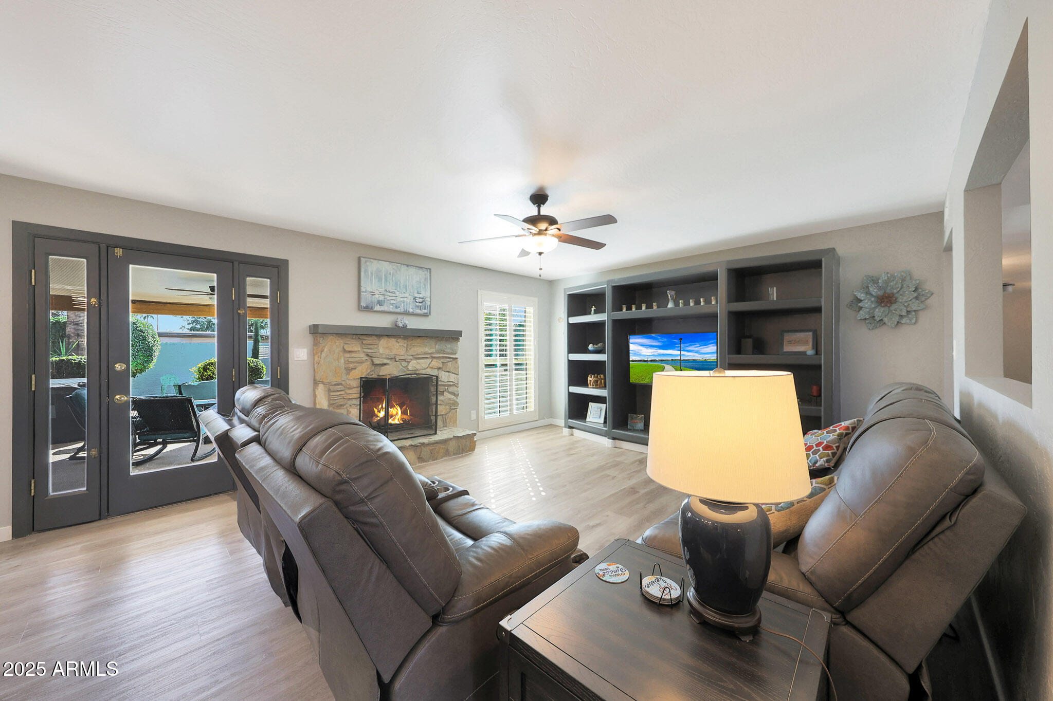 6811 East Hearn Road Scottsdale, AZ 85254 - Photo 5 of 48 Family Room