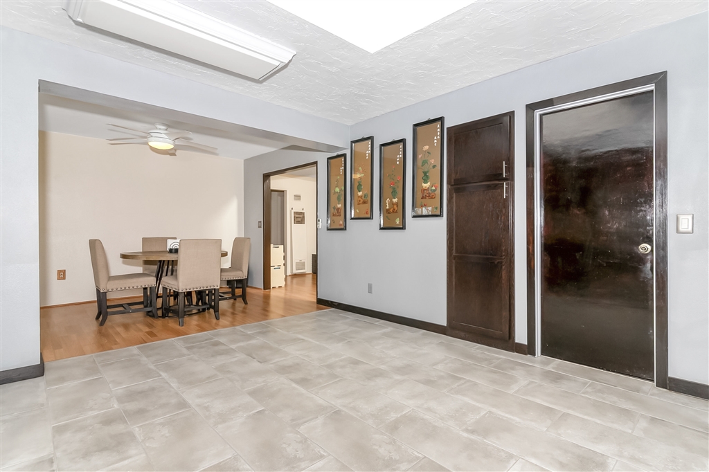 9833 Settle Road Santee, CA 92071 - Photo 11 of 25