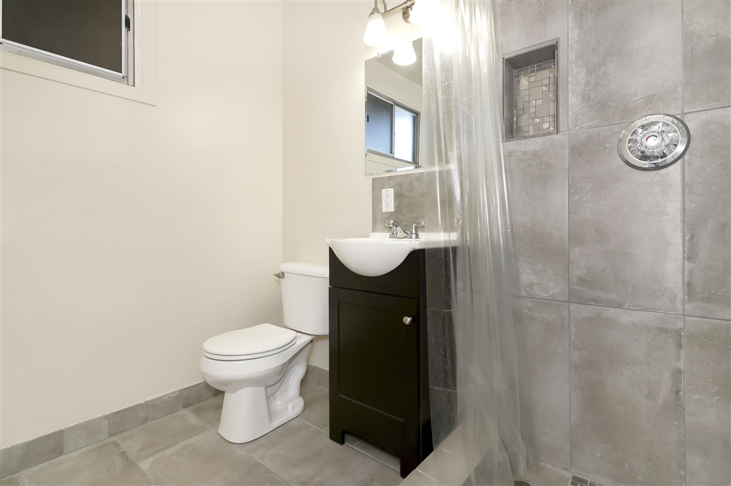 9833 Settle Road Santee, CA 92071 - Photo 13 of 25