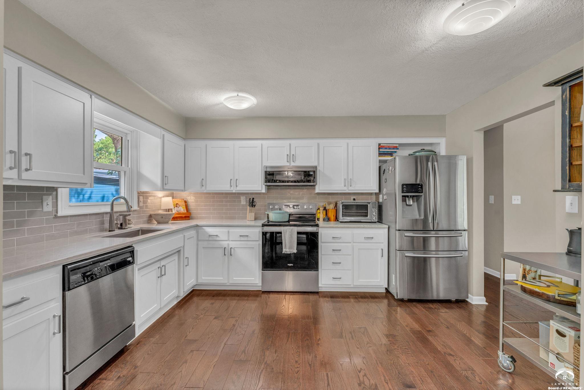 3428 Trail Road Lawrence, KS 66049 - Photo 18 of 48