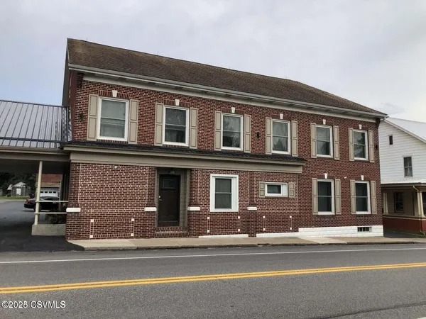 $750 | 316 West Market Street, Unit 2, Beavertown, PA 17813