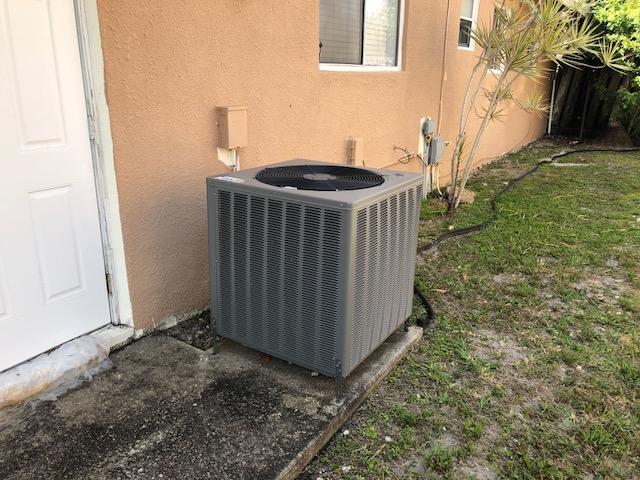 9733 Carousel Circle South Boca Raton, FL 33434 - Photo 5 of 13 IMG_1266