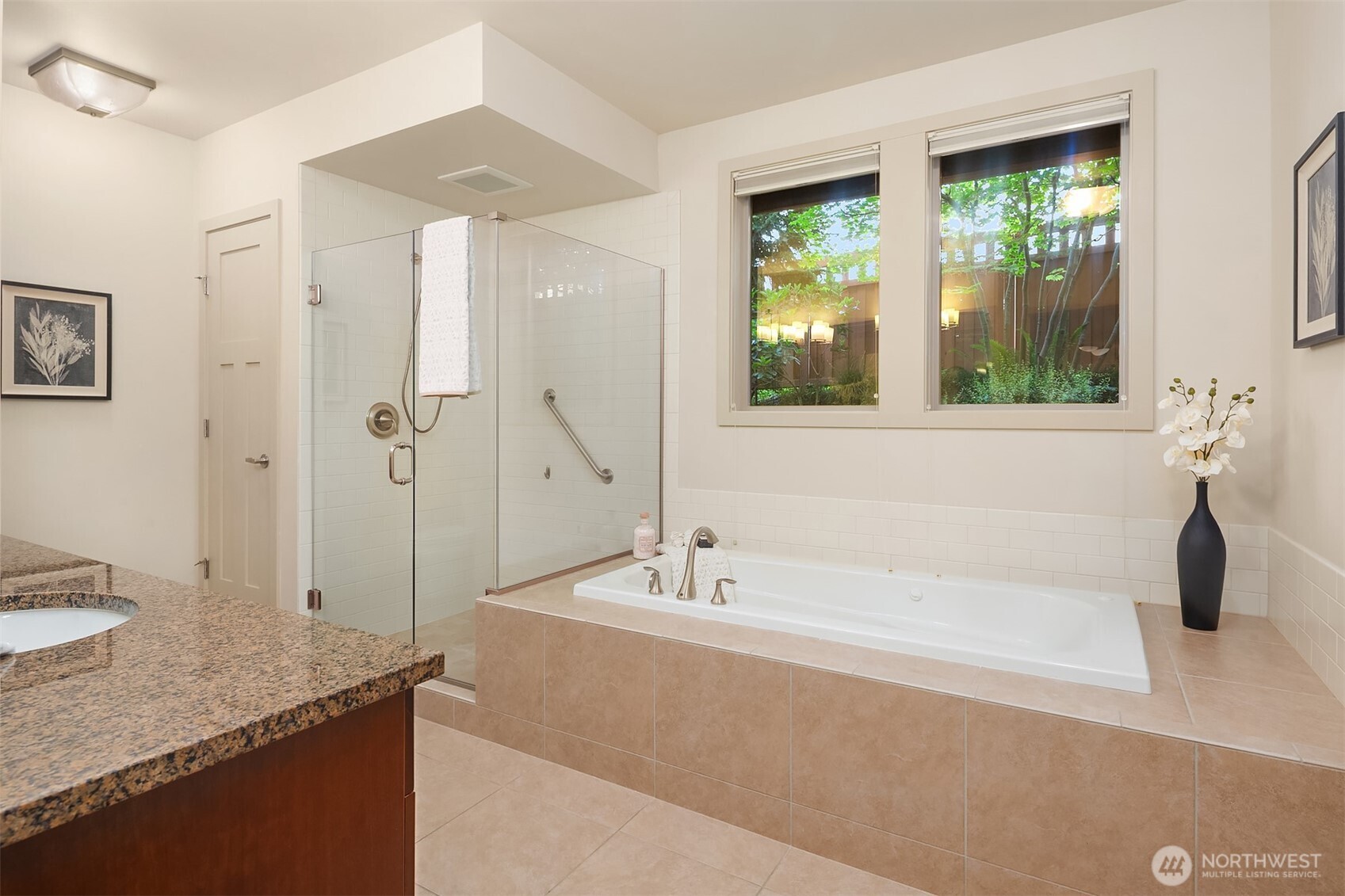 316 Walnut Street, Unit 103 Edmonds, WA 98020 - Photo 17 of 27