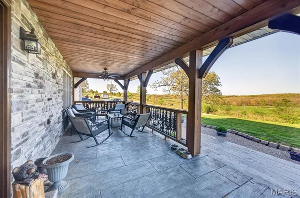 $899,900 | 10849 Claxton Road, Grovespring, MO 65662