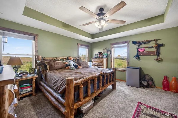 $899,900 | 10849 Claxton Road, Grovespring, MO 65662