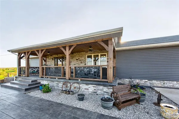 $899,900 | 10849 Claxton Road, Grovespring, MO 65662