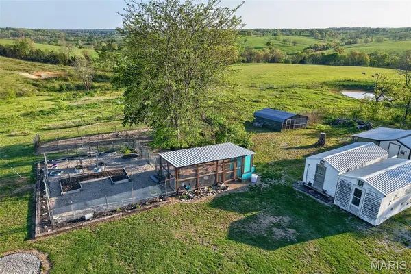 $899,900 | 10849 Claxton Road, Grovespring, MO 65662