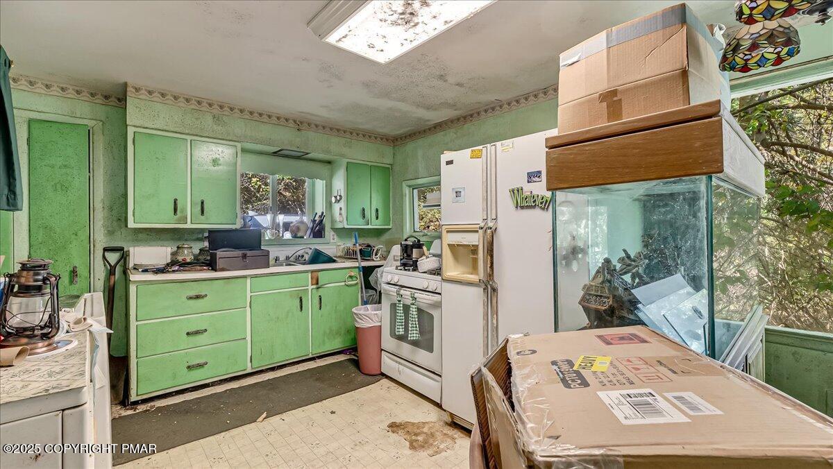 202 Price Road Stroudsburg, PA 18360 - Photo 12 of 45