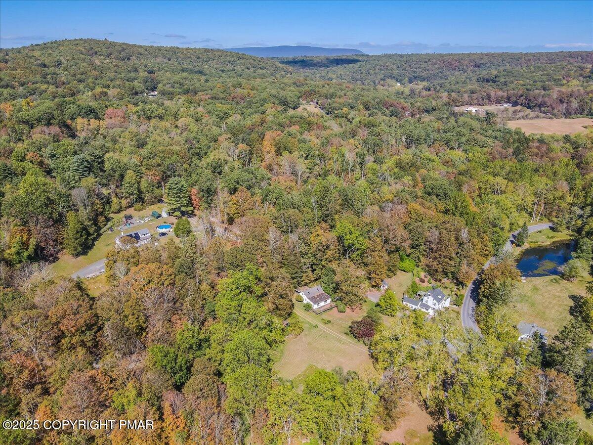 202 Price Road Stroudsburg, PA 18360 - Photo 41 of 45